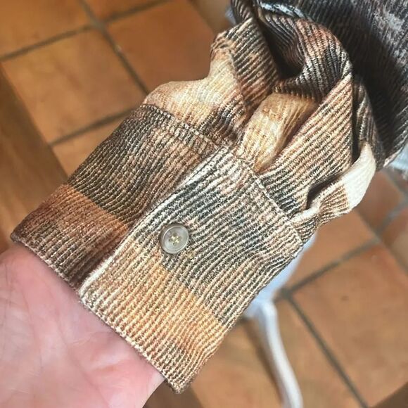 Gilded Intent Landscape Corduroy Shirt, size SMALL - Picture 7 of 12